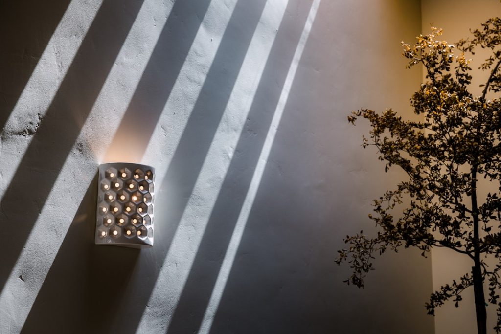 Photo crystal wall lamp